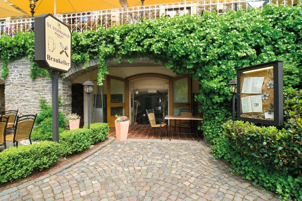 Weinhotel St. Stephanus Zeltingen-Rachtig Exterior photo